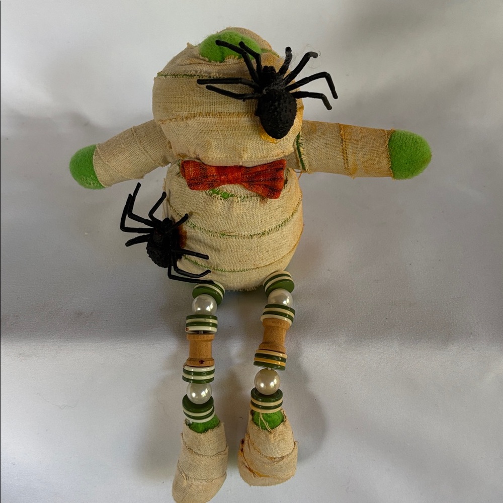 HALLOWEEN VINTAGE VERY CUTE SITTING FIGURINES DOLLS DECORATION Shelf Sitters - Picture 7 of 14